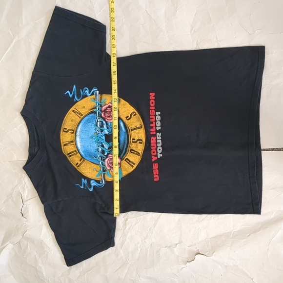 Guns and Roses shirt - Picture 3 of 4